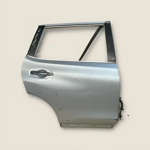 Puerta Trasera Derecha Nissan Xtrail 2015-2022 · Original Usado