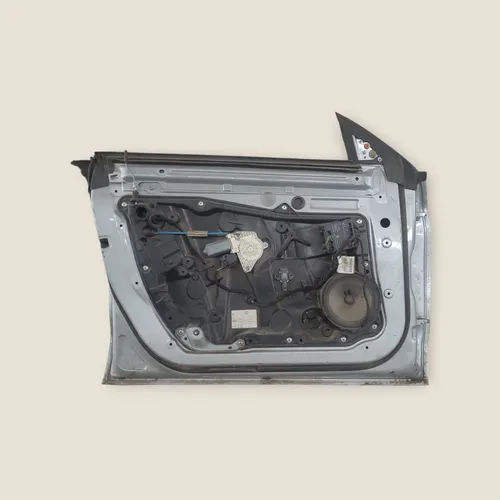 Puerta Delantera Izquierda Mercedes Benz Cla250 Delantera Izquierdo Plateado