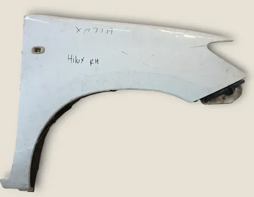 Tapabarro Derecho Toyota Hilux 2007-2015 · Original Usado