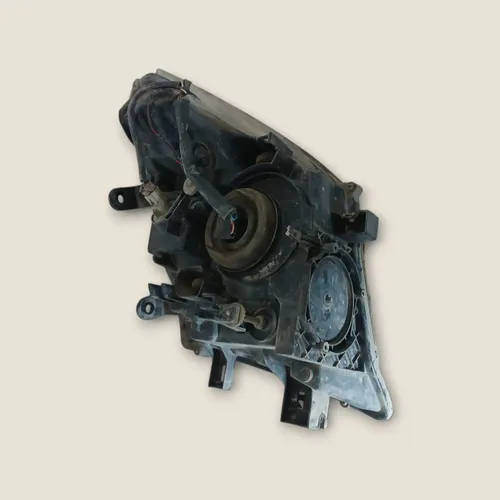 Optico Derecho Nissan Navara- Derecho/pasajero
