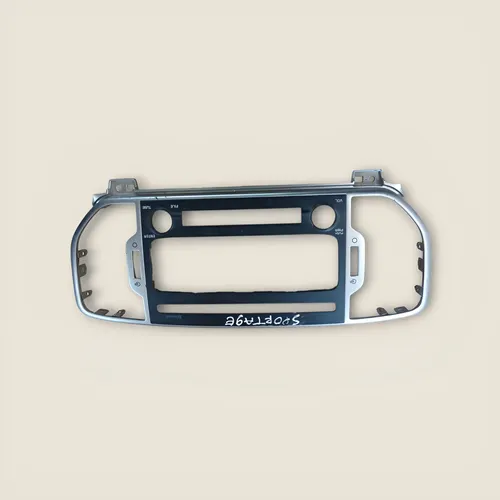 Bisel De Radio Kia Sportage Plateado