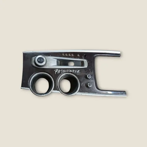 Consola Central Nissan Pathfinder · Original Usado