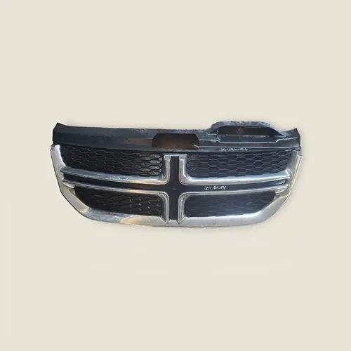 Máscara Frontal Dodge Journey · Original Usado