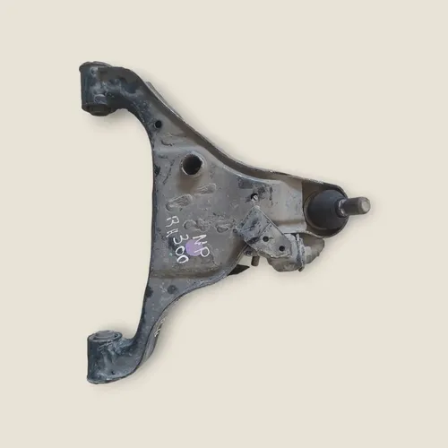 Bandeja De Suspension Derecha Nissan Np300