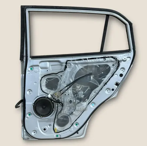 Puerta Trasera Derecha Hyundai Creta Trasera Derecho Plateado