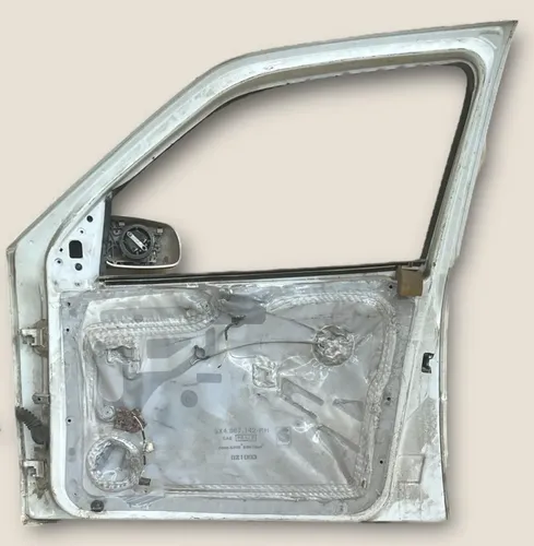 Puerta Delantera Derecha Volkswagen Gol Delantera Derecho Blanco
