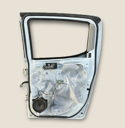 Puerta Trasera Derecha Chevrolet Colorado 2019/2023 Trasera Derecha Blanco