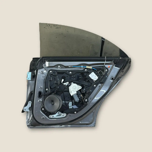 Puerta Trasera Derecha Mercedes Benz Cla180- Trasera Derecha Gris