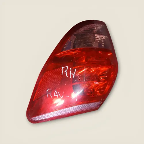 Foco Trasero Derecho Toyota Rav 4 · Original Usado