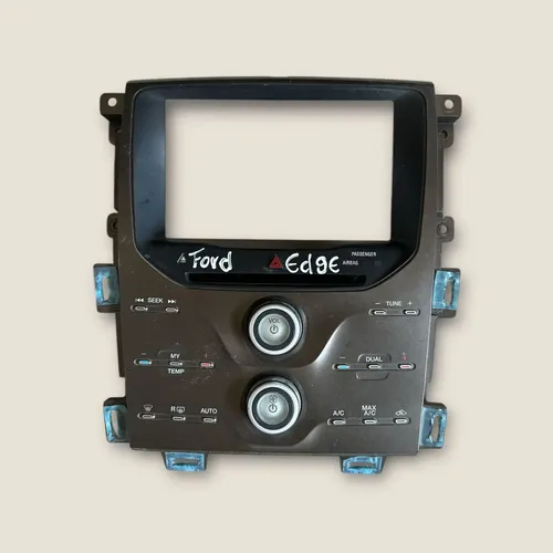 Panel de Consola Central Ford Edge · Original Usado
