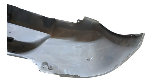 Parachoque Trasero Suzuki Swift (detalle)