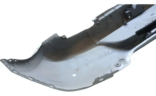 Parachoque Trasero Suzuki Swift (detalle)