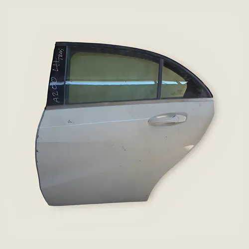 Puerta Trasera Izquierda Mercedes-Benz A200 · Original Usado