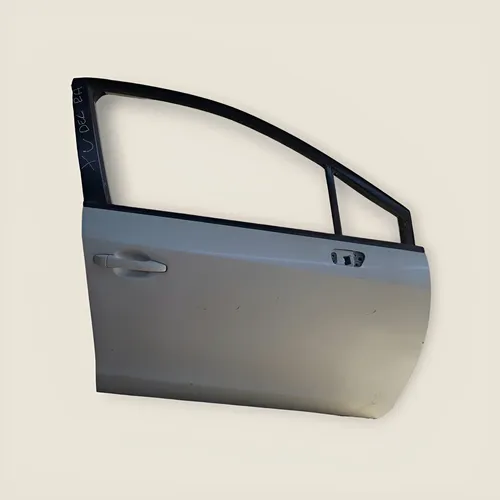 Puerta Delantera Derecha Mahindra Xuv 500 · Original Usado
