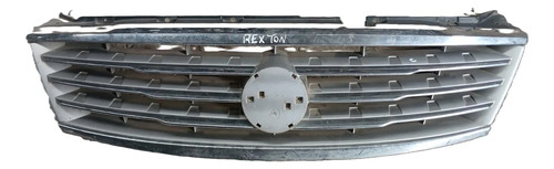 Máscara Parachoque Delantero SsangYong Rexton · Original Usado