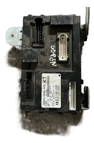 Caja Fusibles Nissan Np300