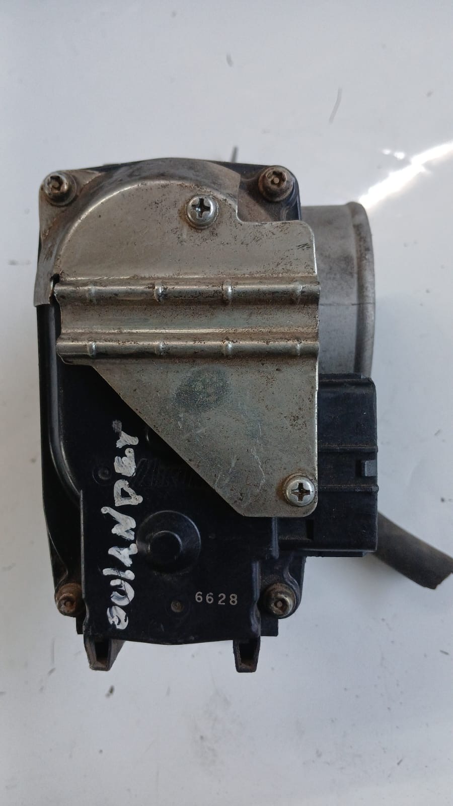 Cuerpo de aceleración Mitsubishi oulander