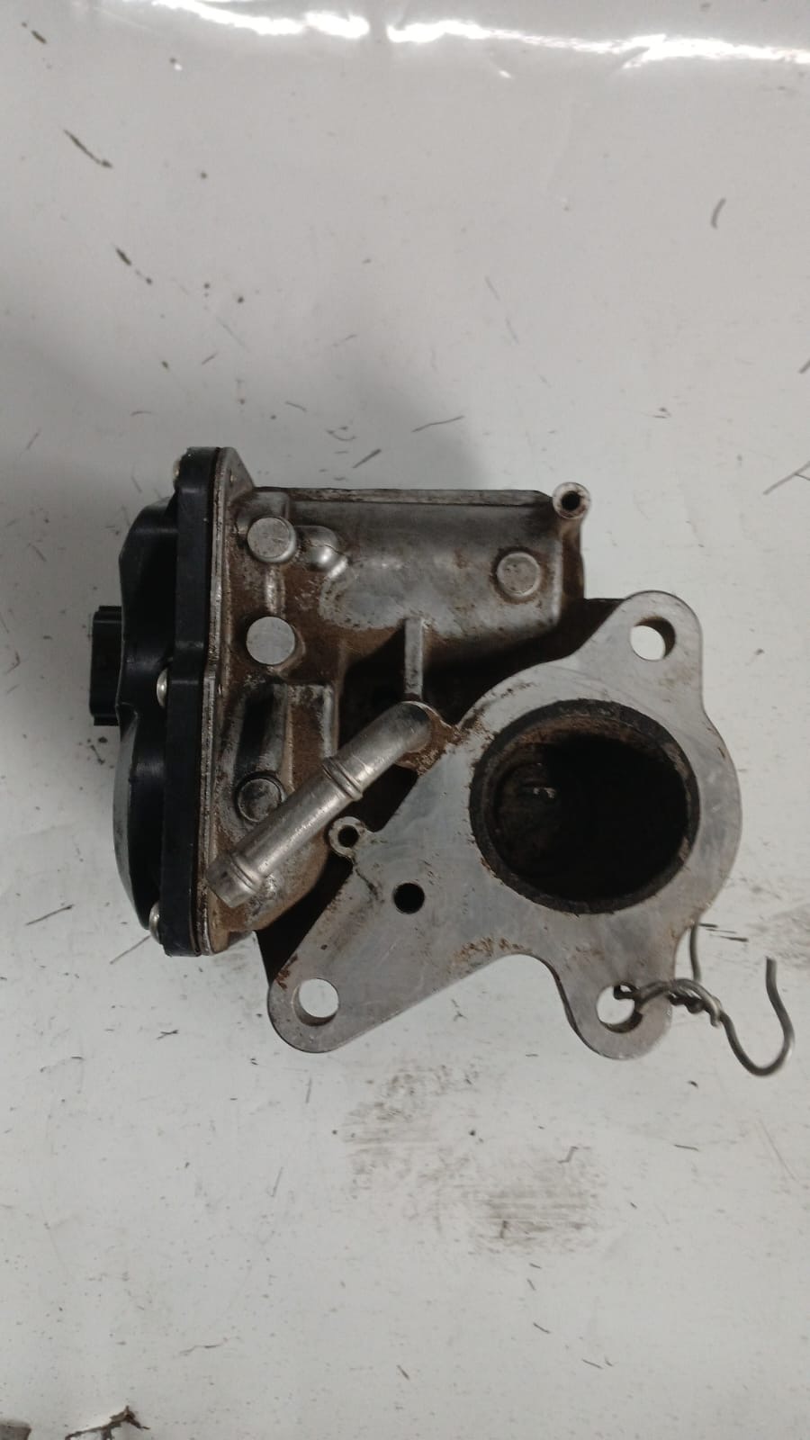 Cuerpo de aceleración Nissan Np300
