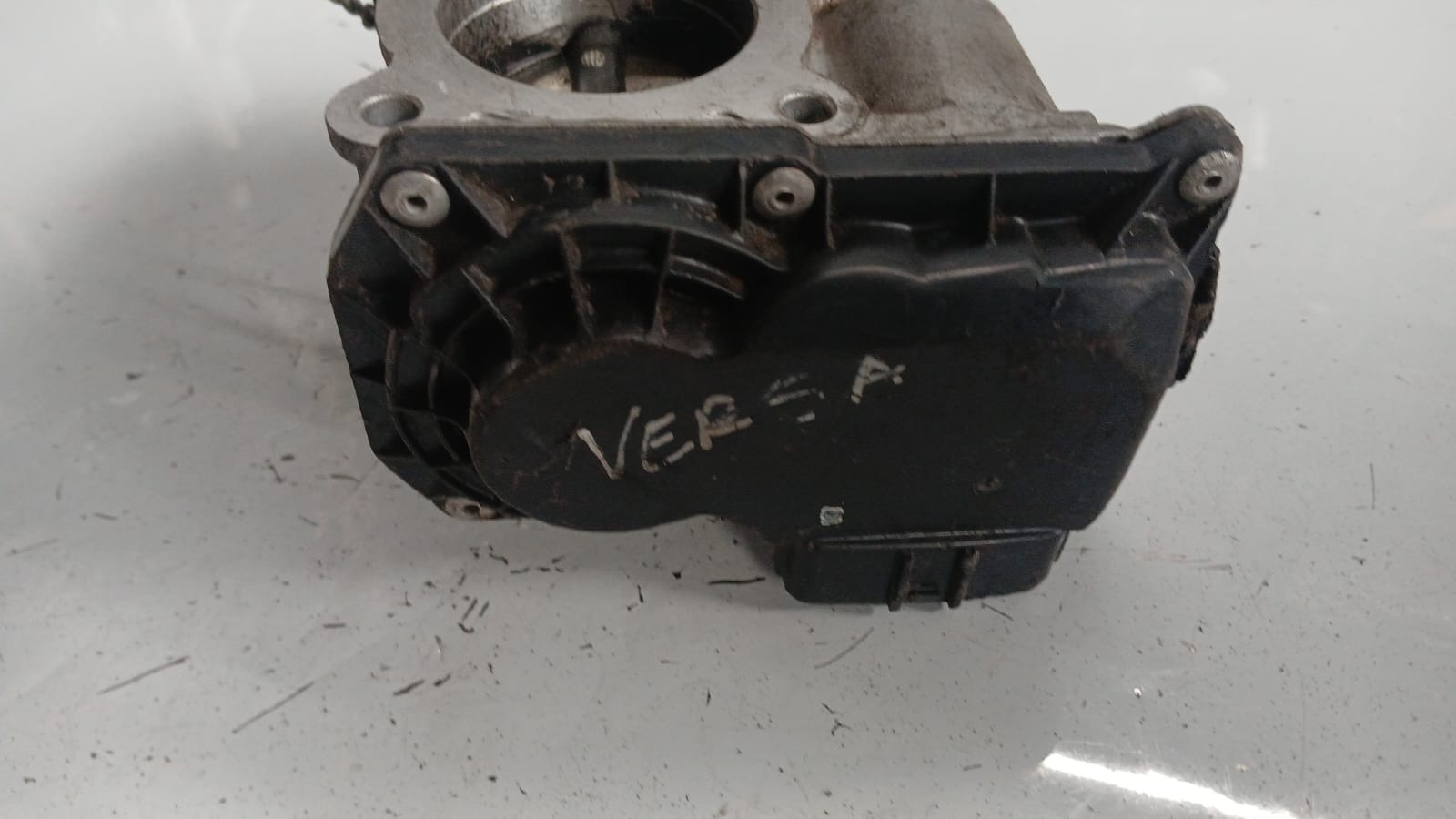 Cuerpo de aceleración Nissan Versa