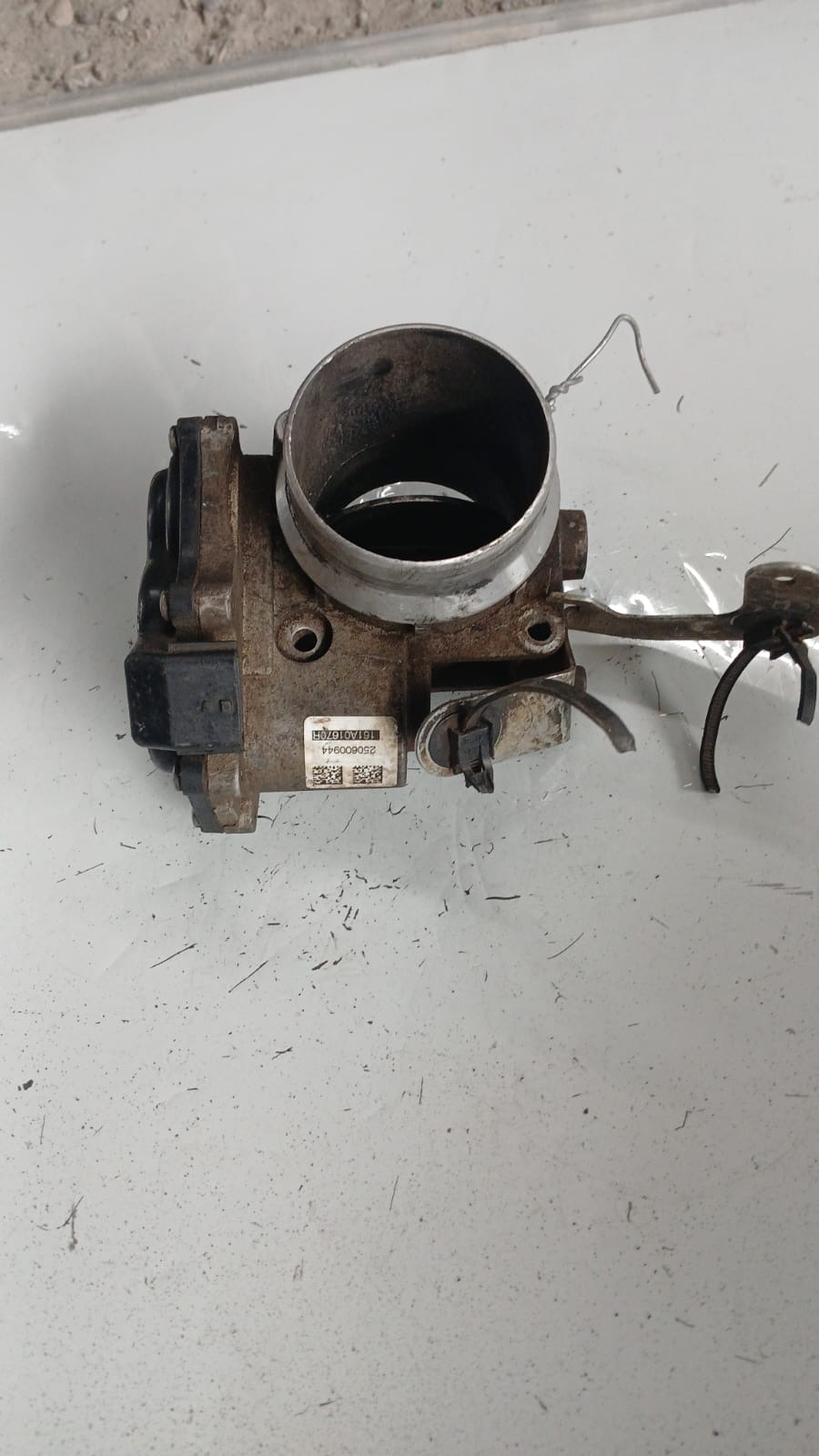 Cuerpo de aceleración Nissan Np300