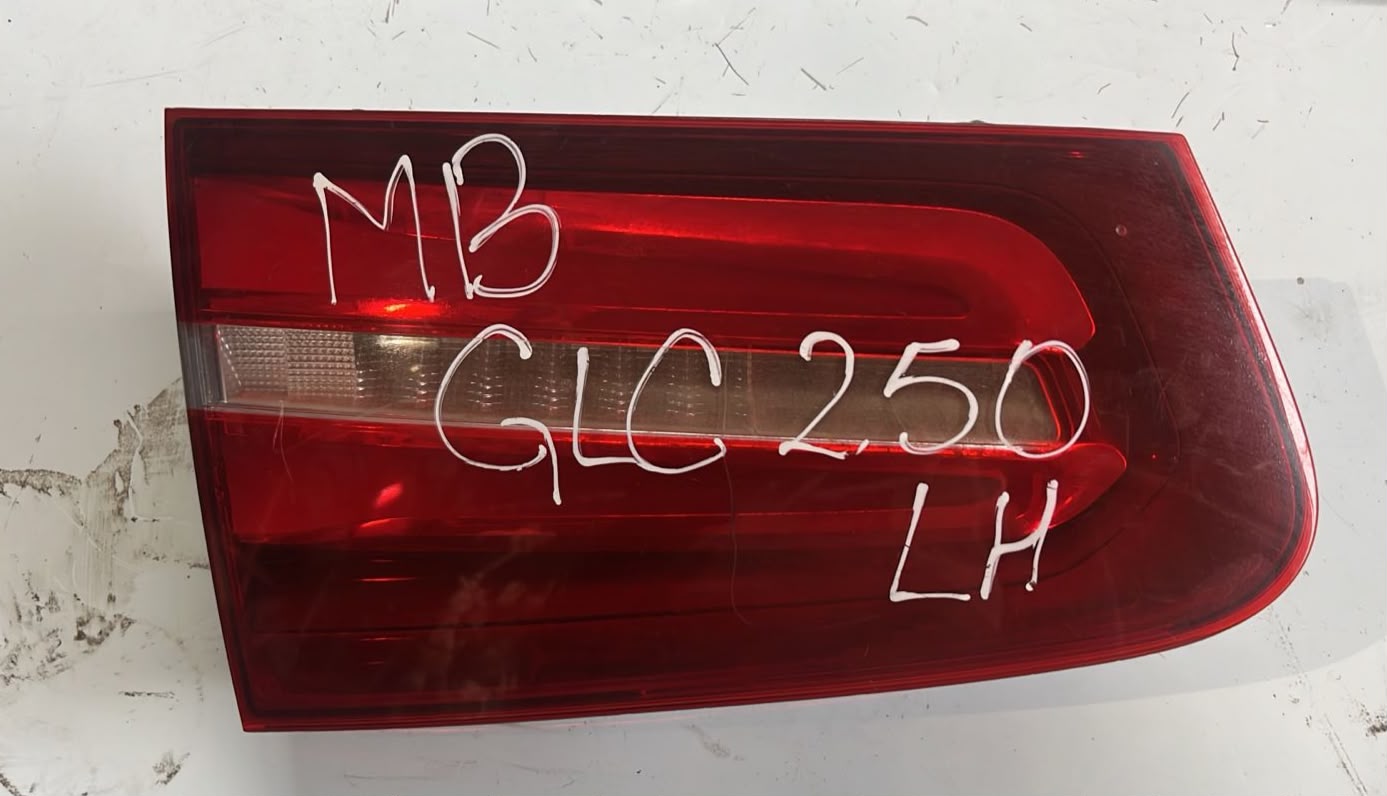 Foco trasero izquierdo Mercedes Benz Glc 250