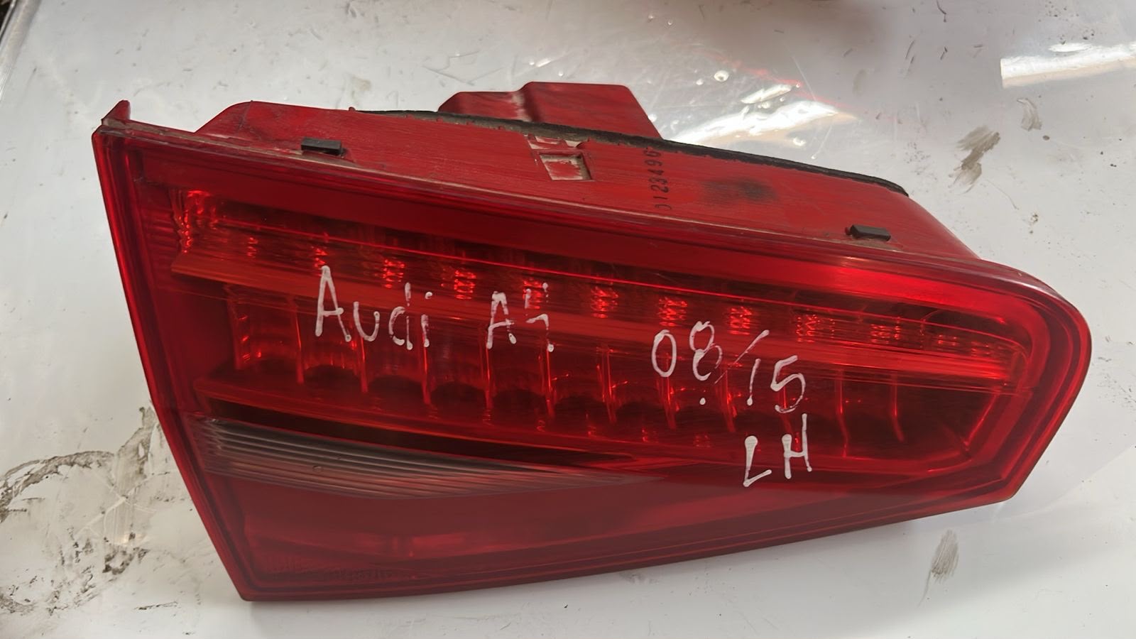 Foco trasero izquierdo Audi a4 08/15