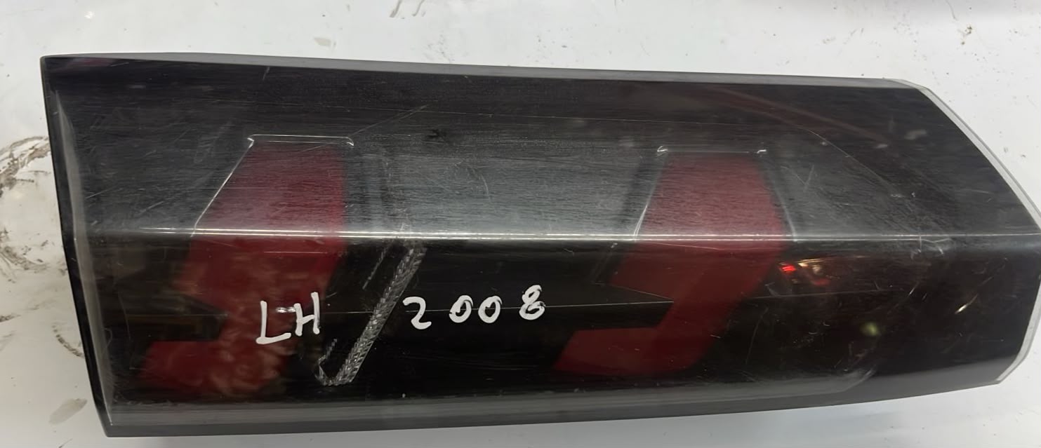Foco trasero izquierdo Peugeot 2008