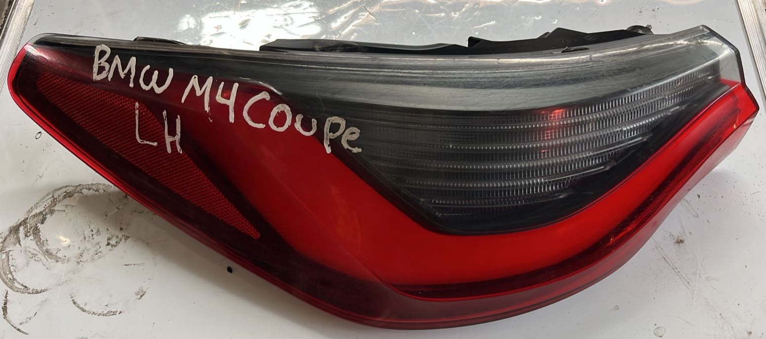 Foco trasero izquierdo BMW m4 coupe
