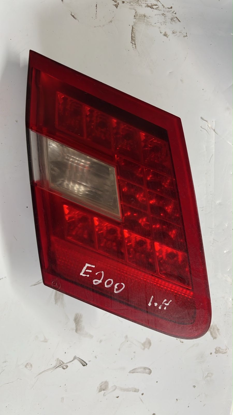 Foco trasero izquierdo Mercedes Benz e200