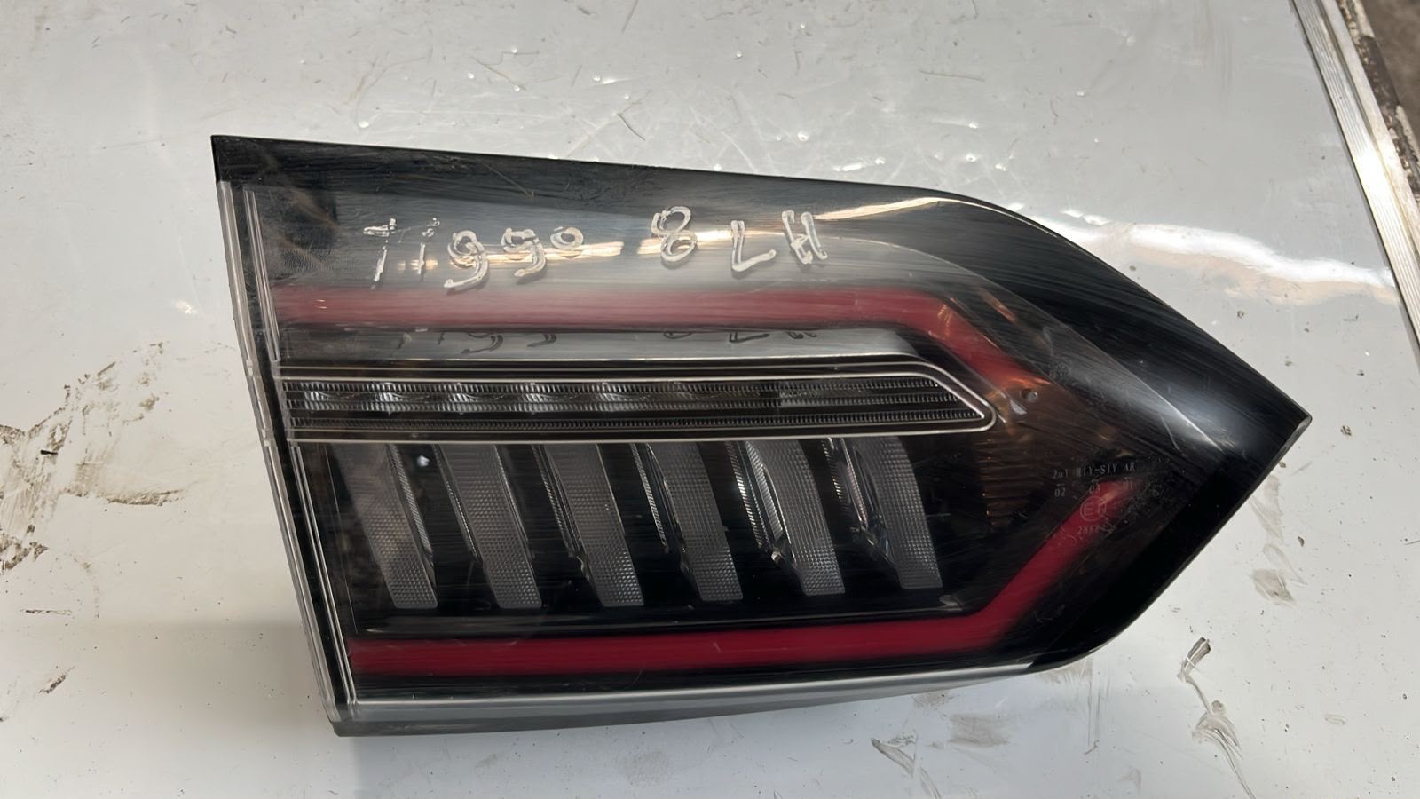Foco trasero izquierdo chery tiggo 8