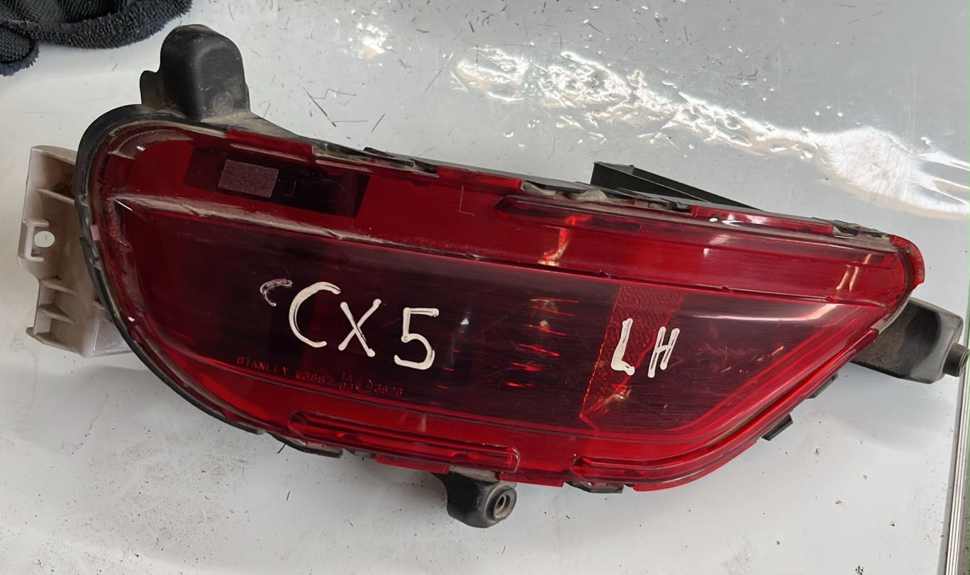 Foco trasero izquierdo Mazda Cx5
