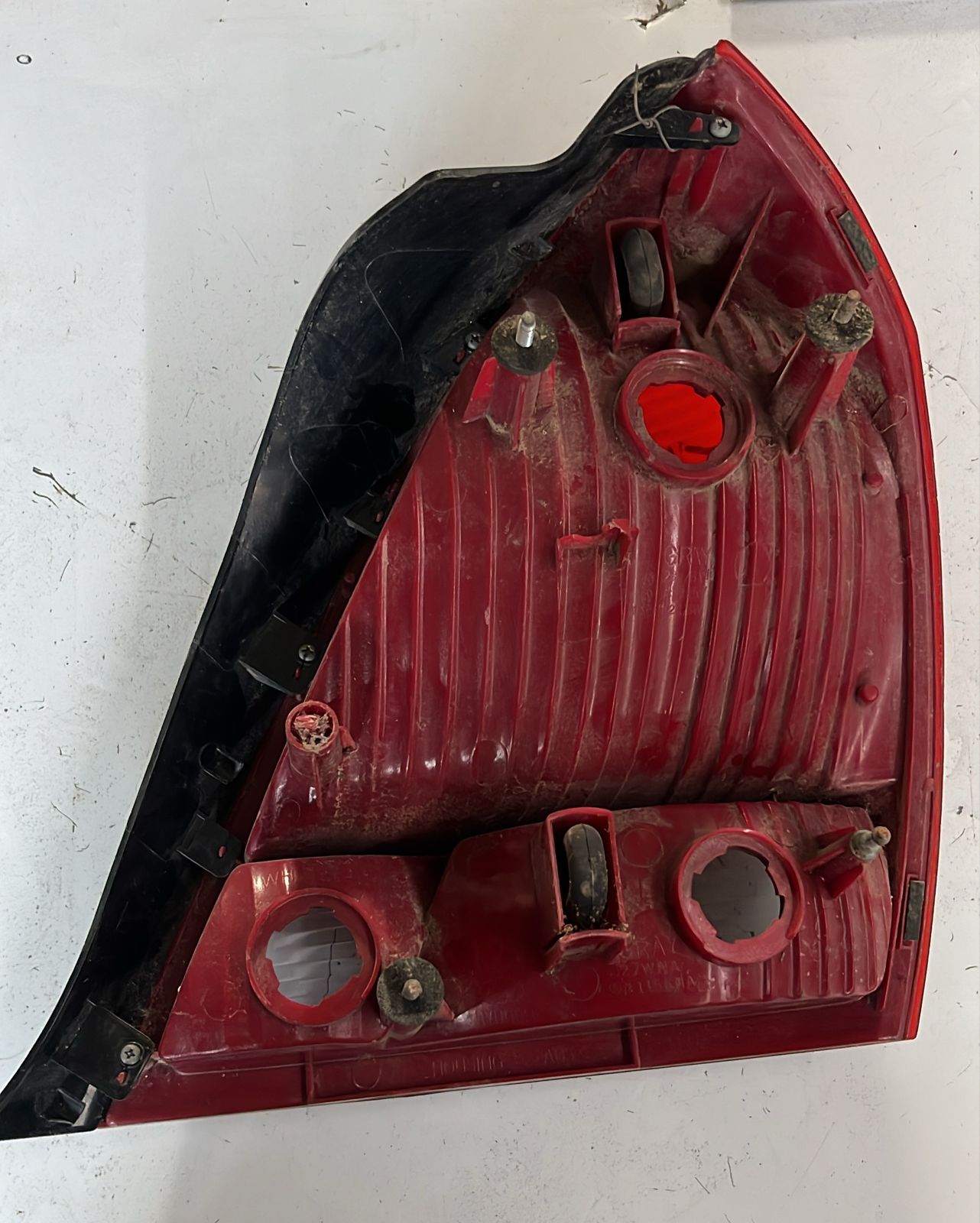 Foco trasero izquierdo Hyundai Elantra 03/07