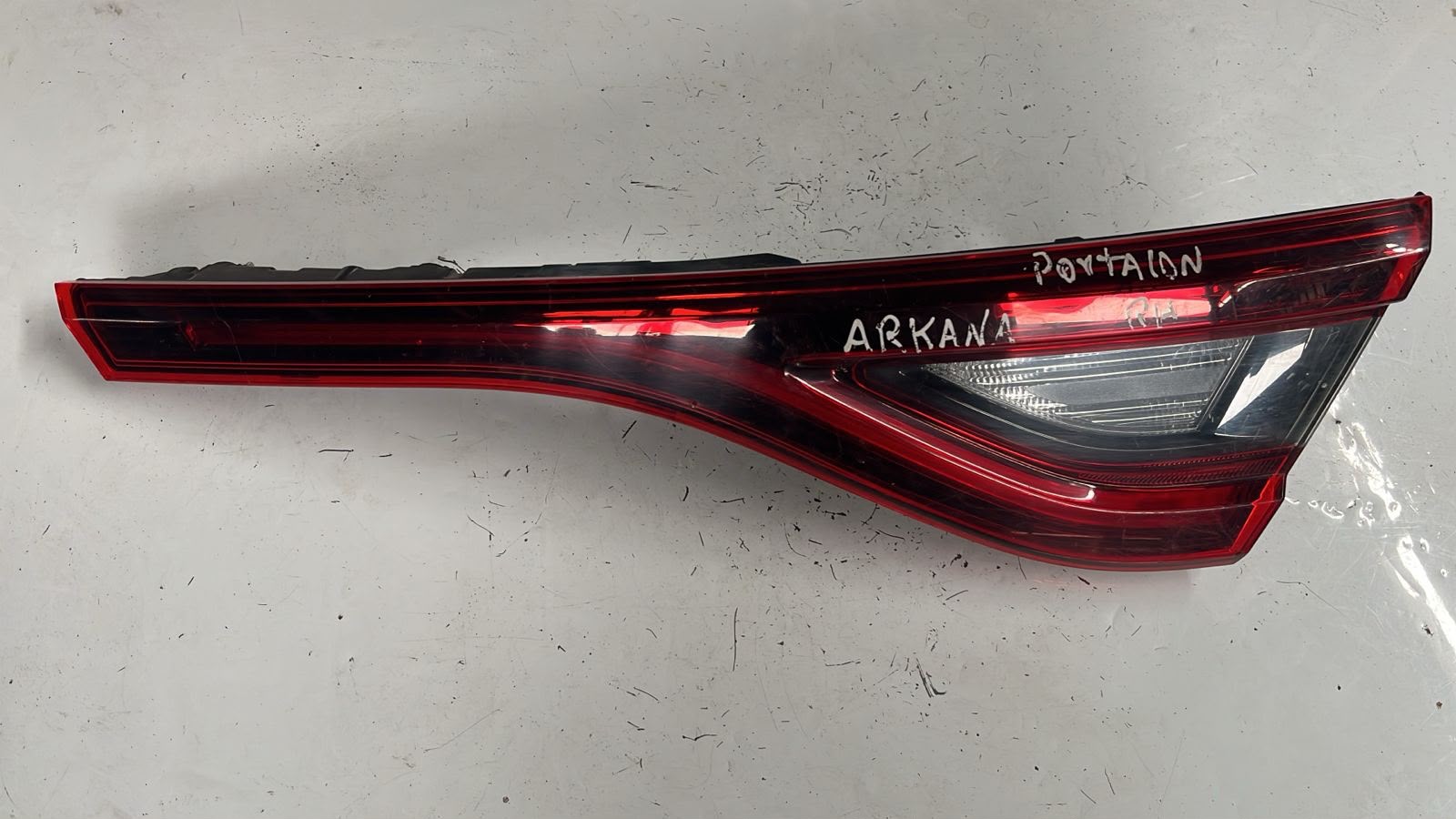 Foco de portalón Renault Arkana