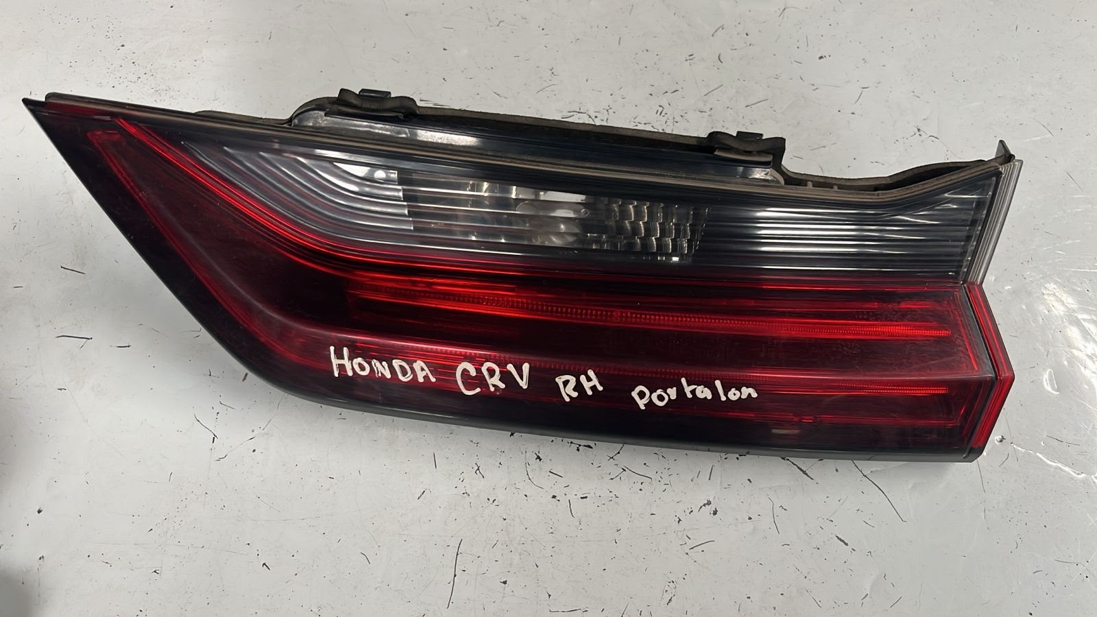 Foco de portalón derecho honda CRv
