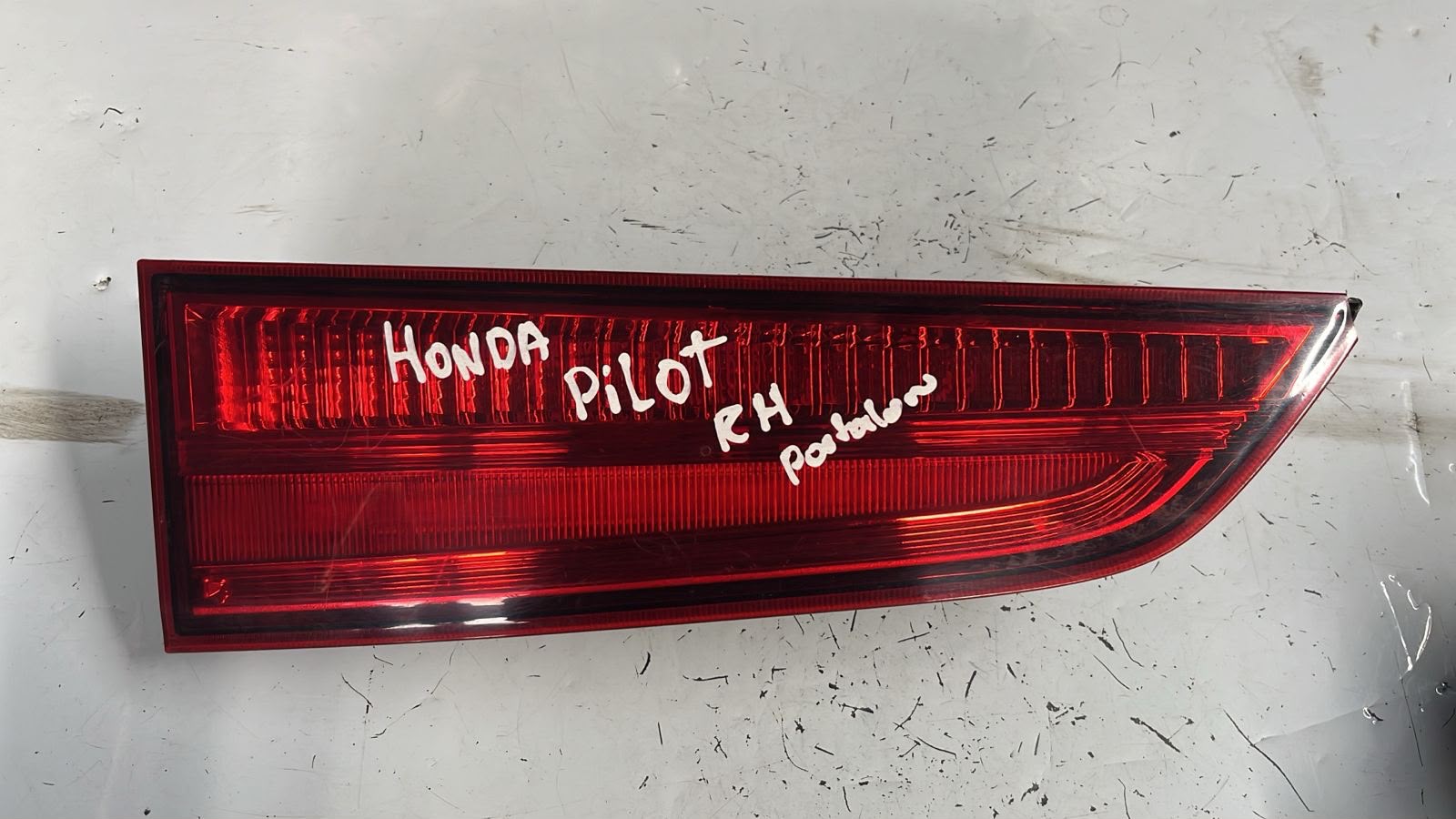 Foco de portalón derecho honda pilot
