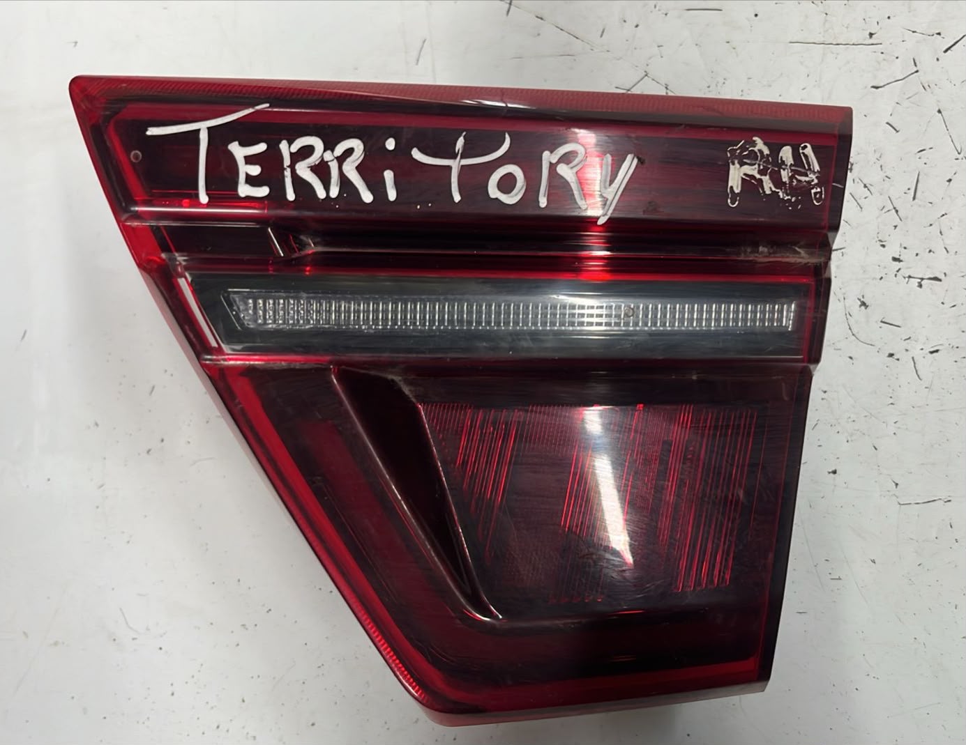Foco de portalón derecho Ford territory