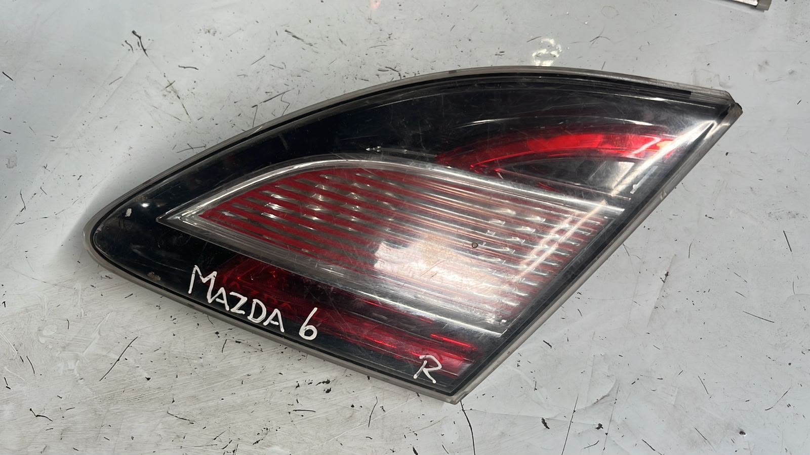 Foco trasero derecho Mazda 6