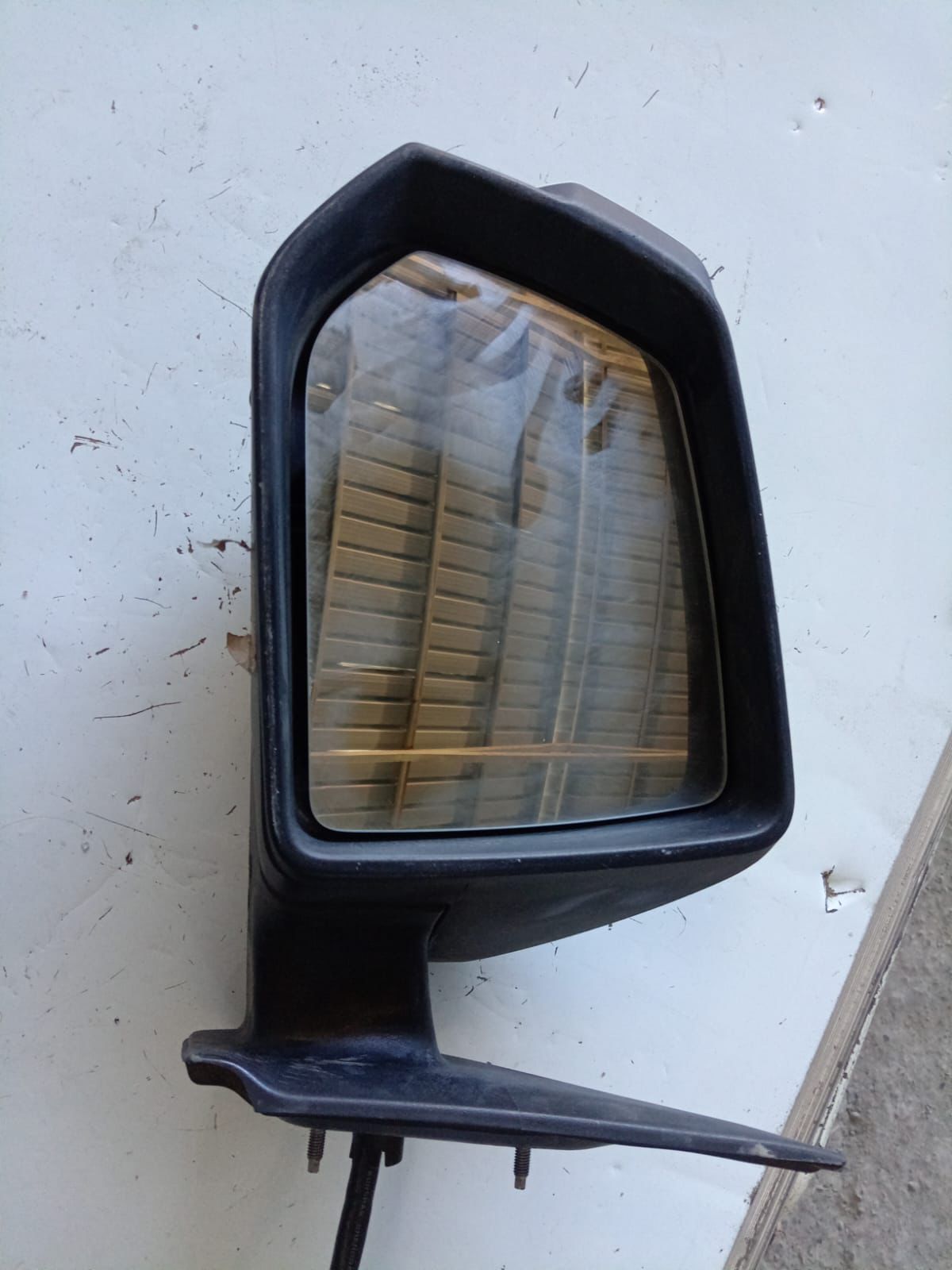 Espejo izquierdo Jac t8