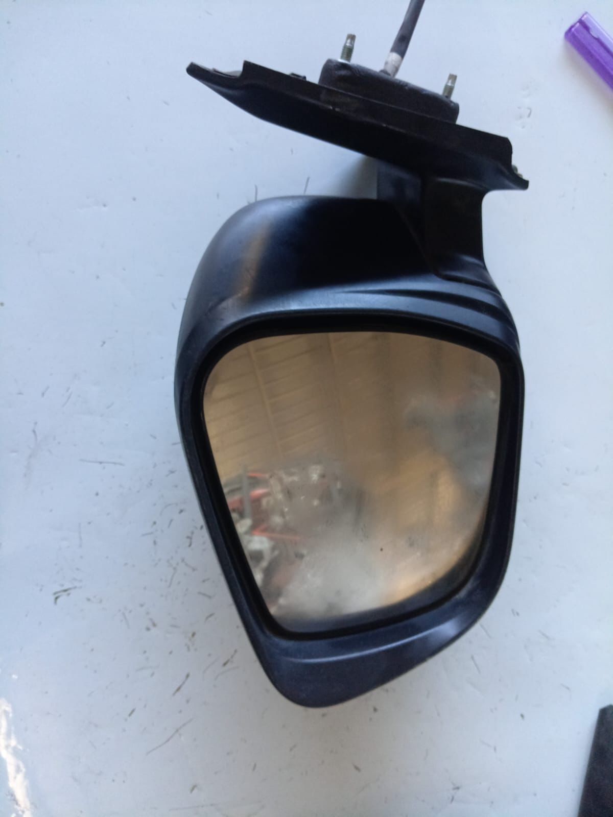 Espejo izquierdo Nissan np300