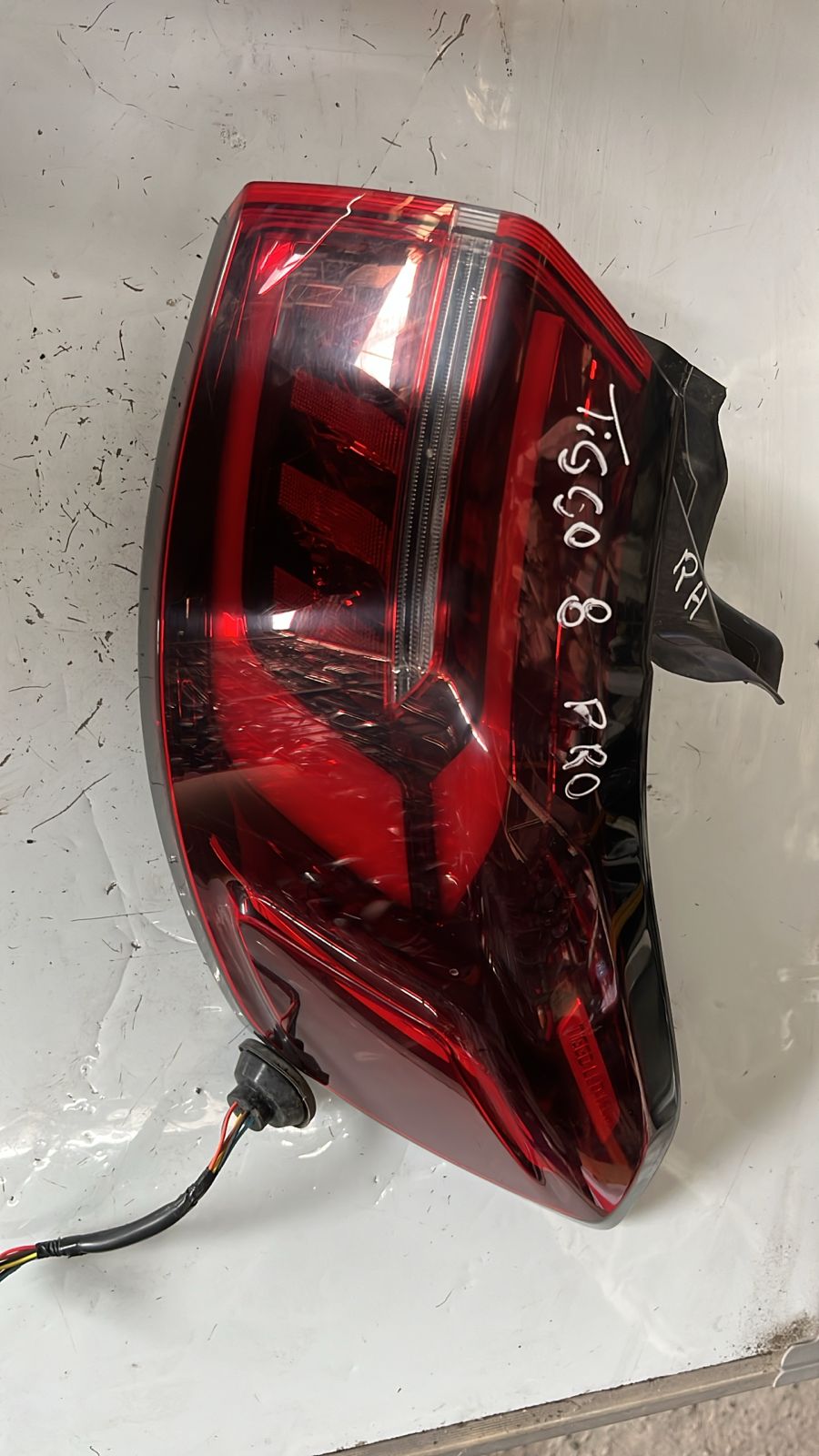 Foco trasero derecho chery Tiggo 8pro