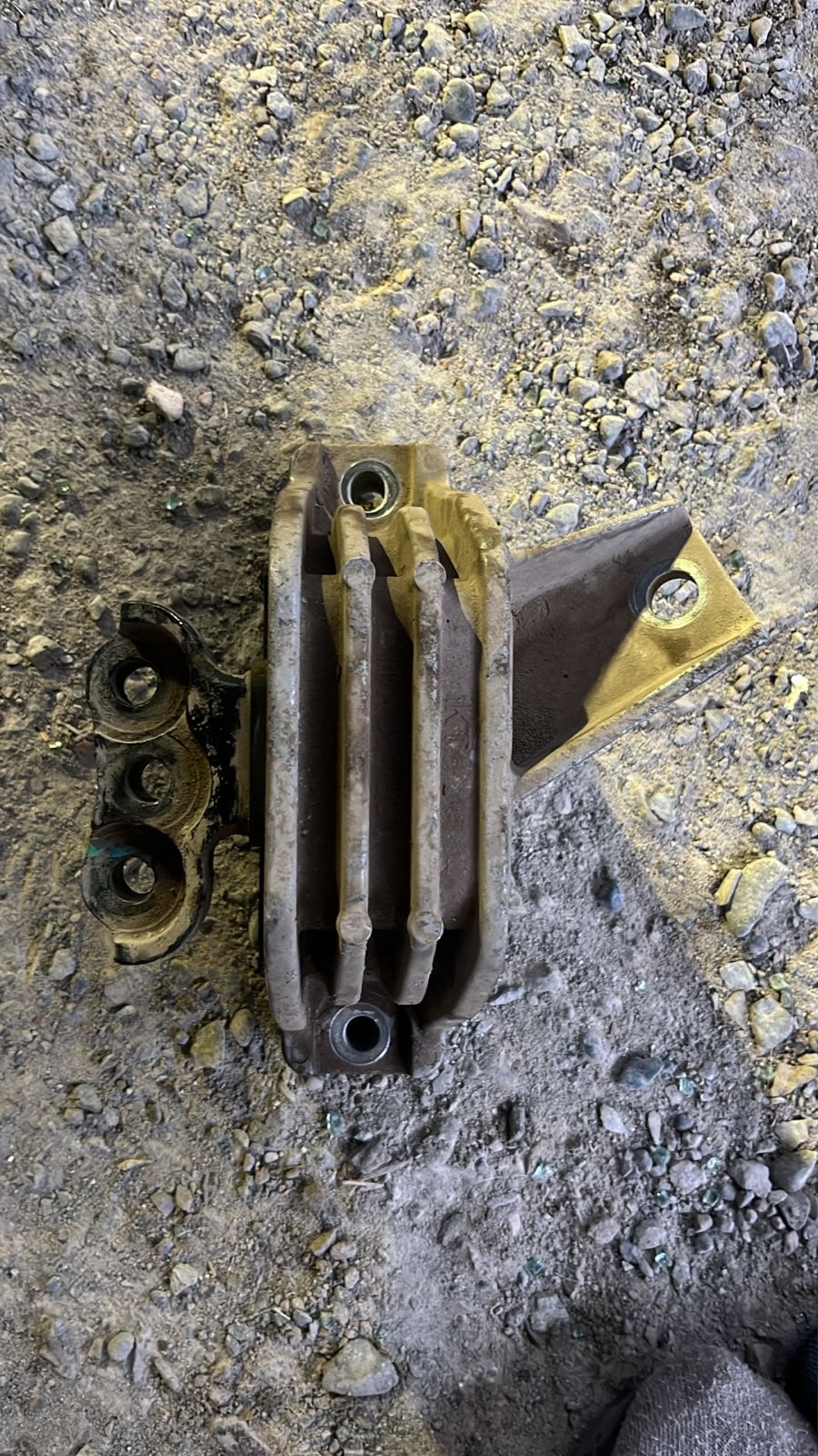 Soporte de motor Derecho Chery Tiggo 8pro