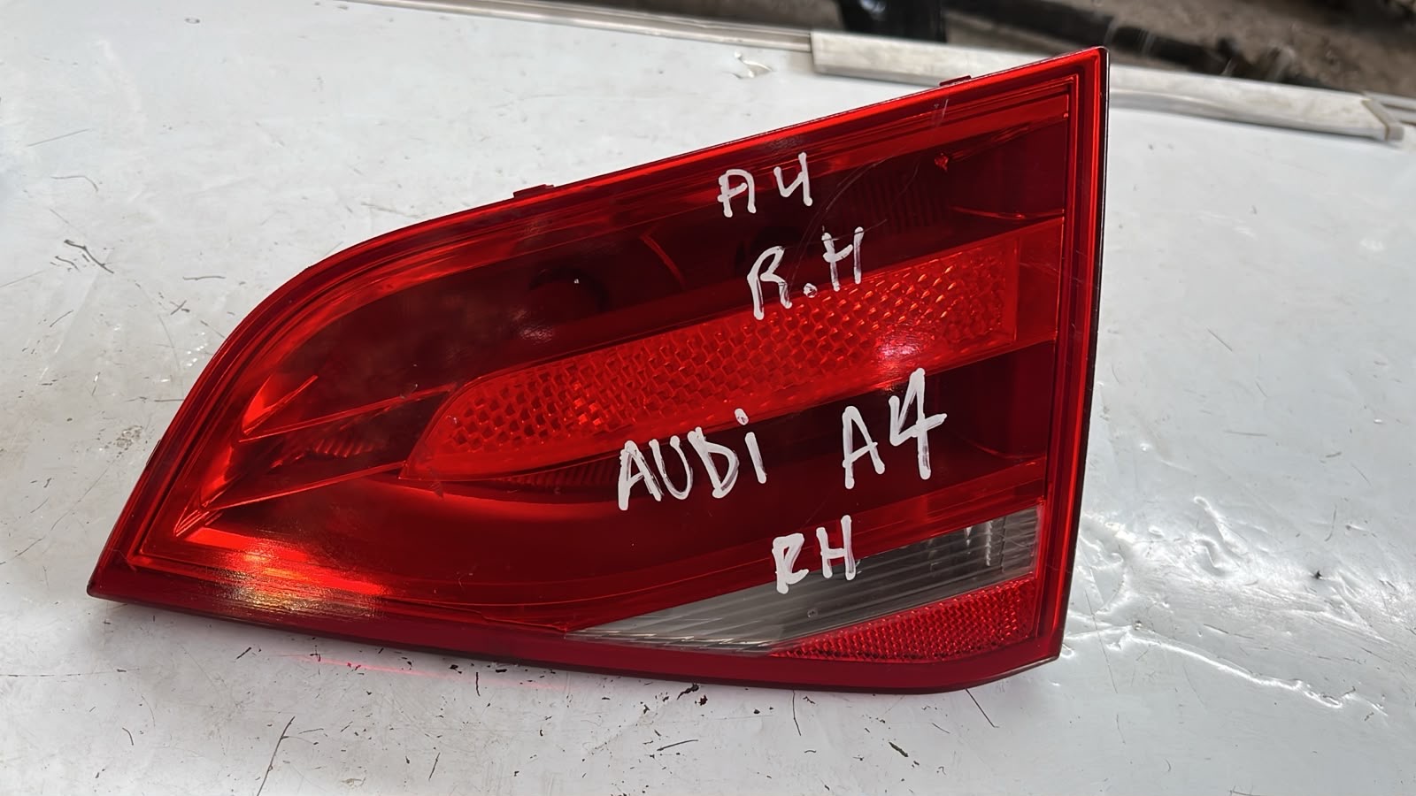 Foco trasero derecho Audi a4