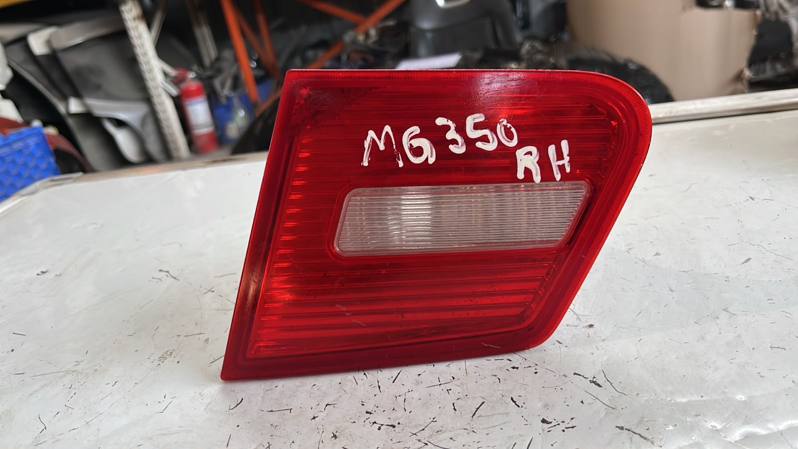 Foco trasero derecho mg350