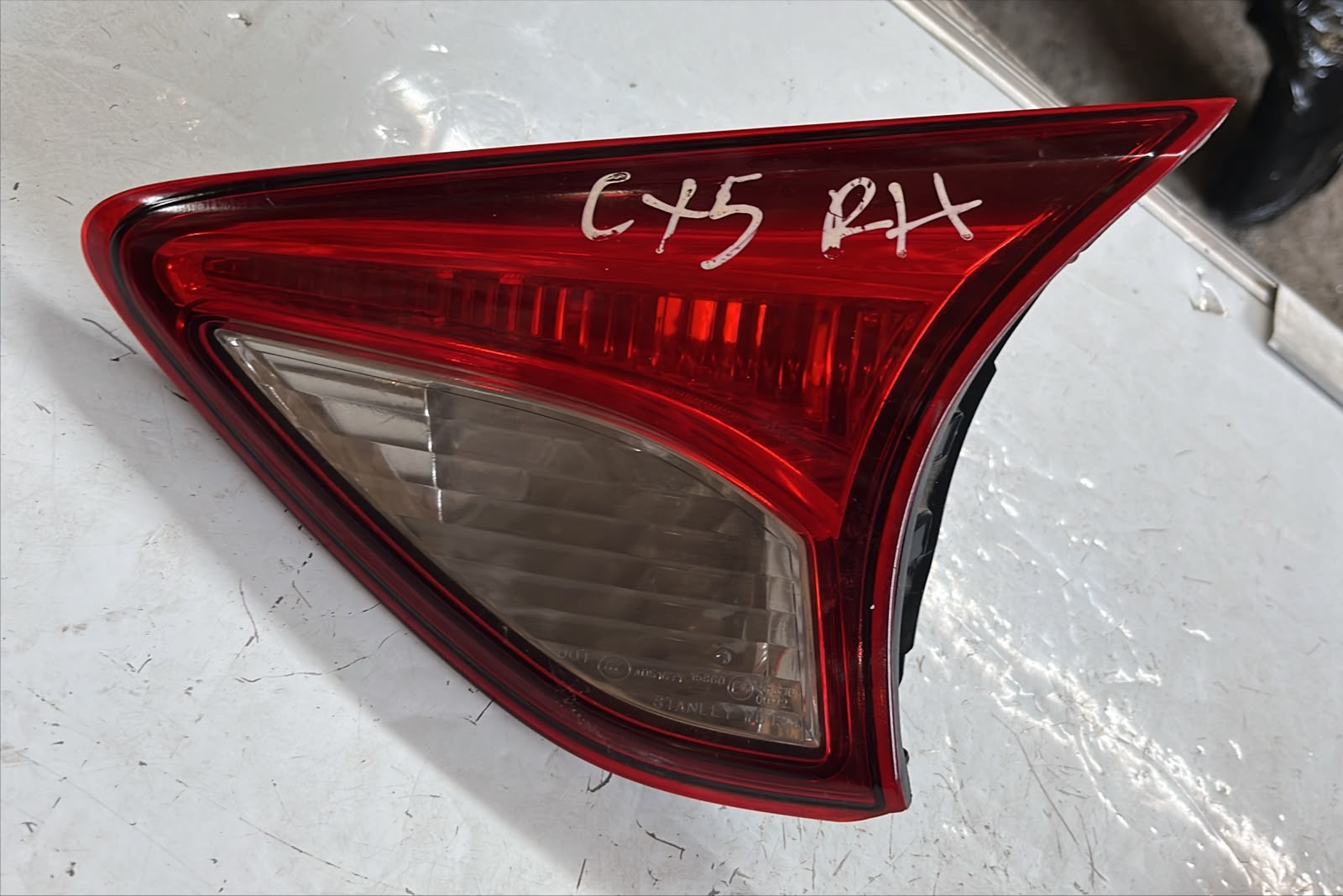 Foco de portalón trasero derecho Mazda cx5