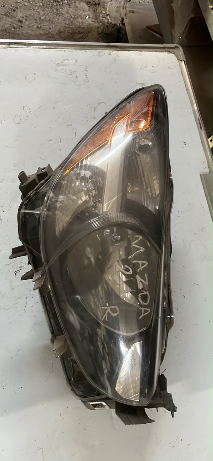 Óptico derecho Mazda 2