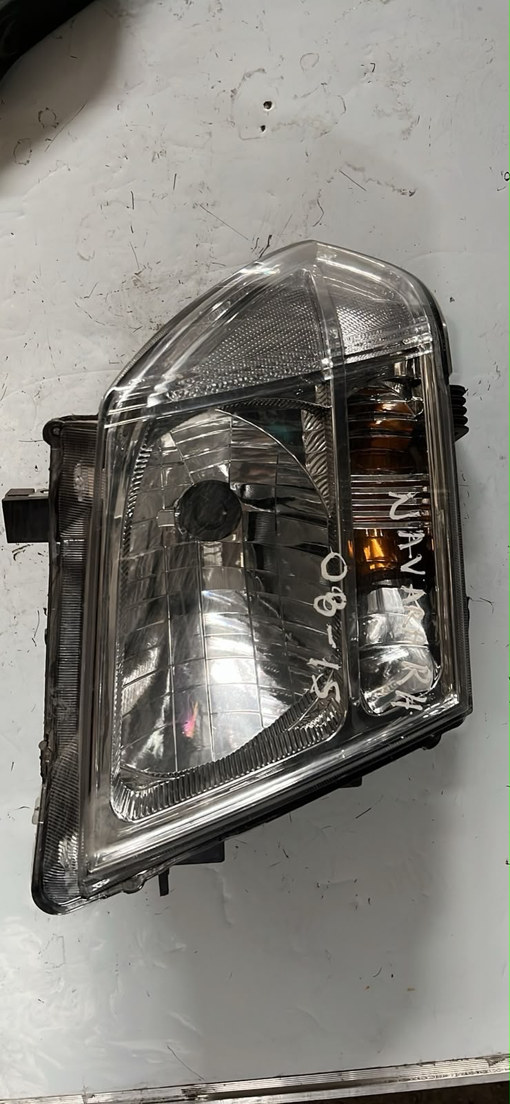 Óptico derecho Nissan Navara