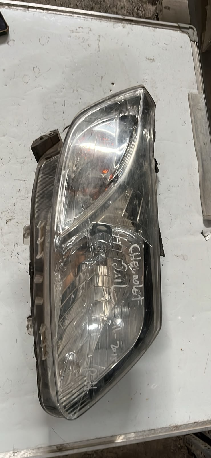 Óptico derecho Chevrolet Sail 11/15