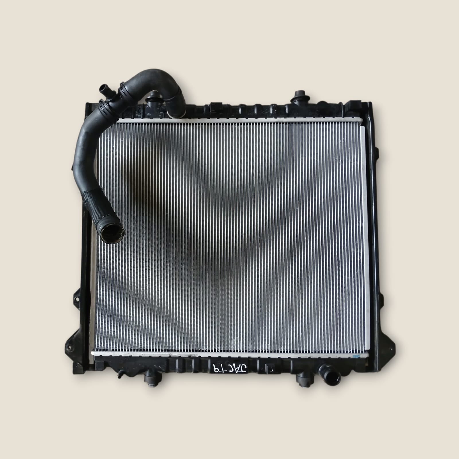 Radiador de agua Jac t9