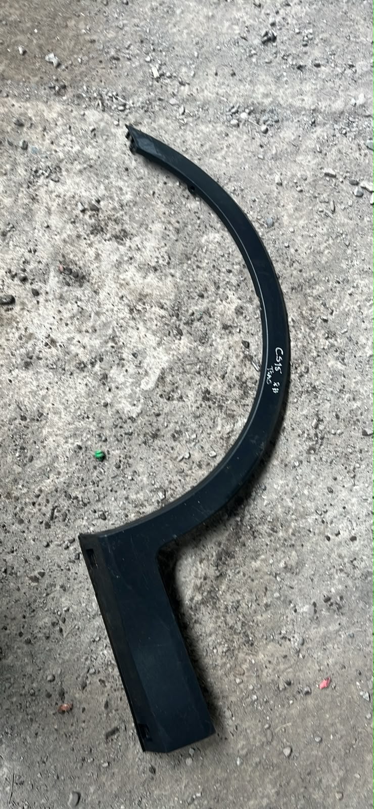 Moldura trasera derecha Changan Cs15