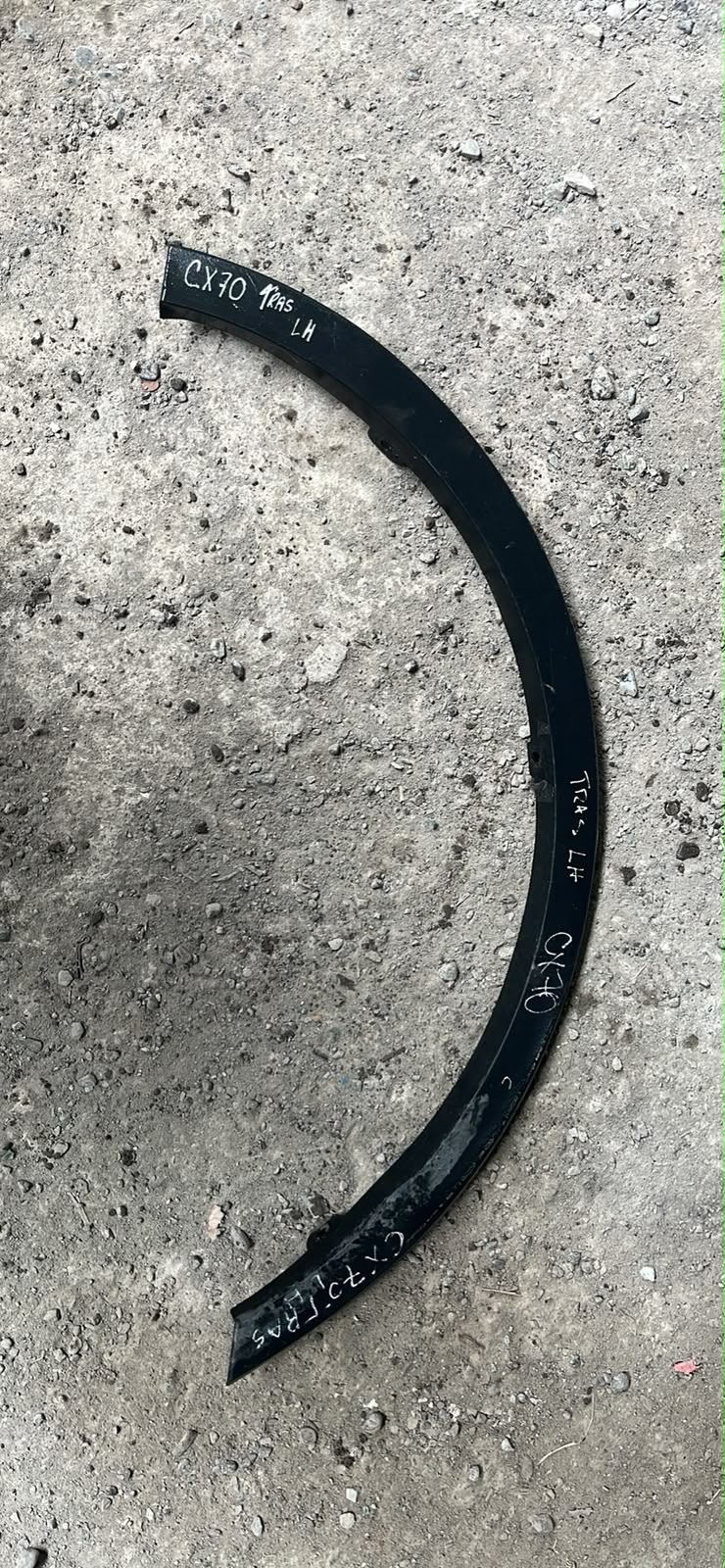 Moldura trasera Izquierda Changan Cx70